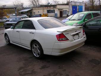 2002 Nissan Cedric Photos