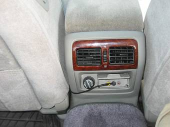 2002 Nissan Cedric Photos