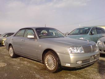 2002 Nissan Cedric Photos