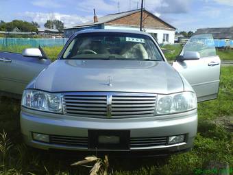 2002 Nissan Cedric Images