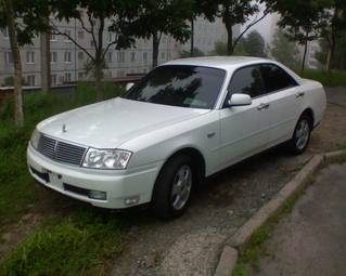 2002 Nissan Cedric Photos