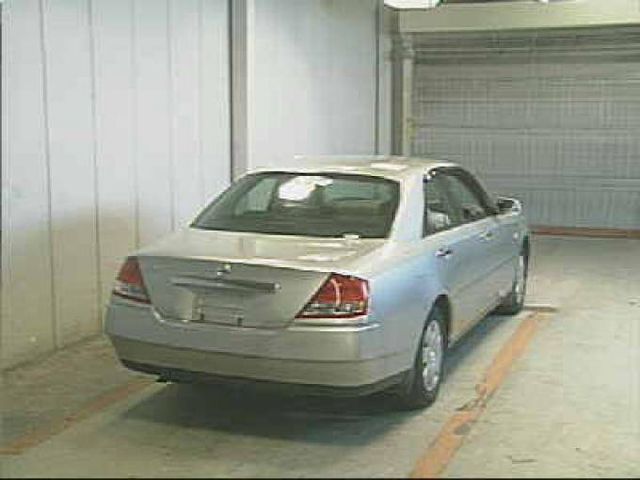 2003 Nissan Cedric