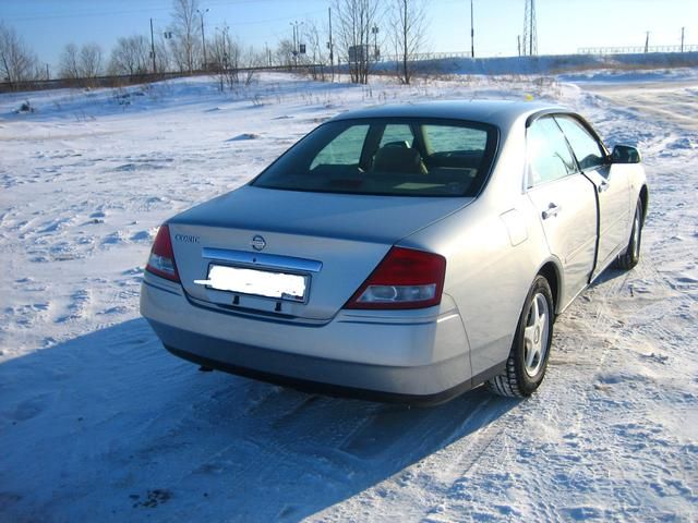 2003 Nissan Cedric