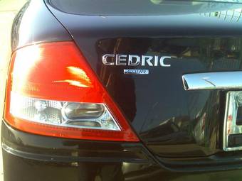 2003 Nissan Cedric Wallpapers