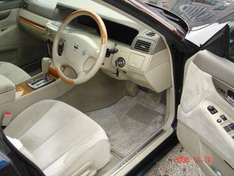 2003 Nissan Cedric Photos