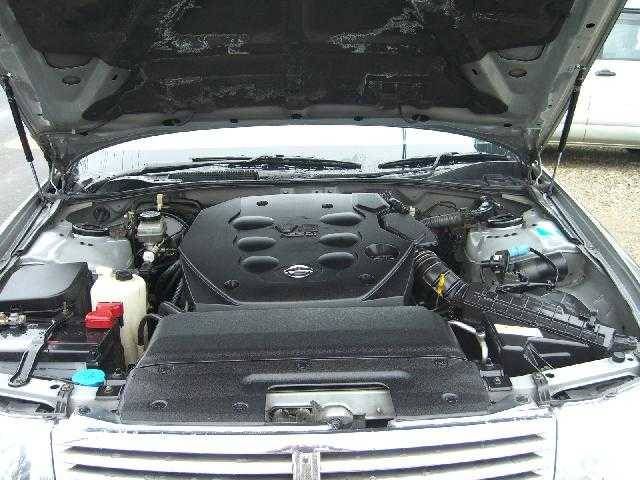 2004 Nissan Cedric