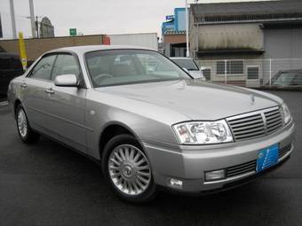 2004 Nissan Cedric Pics