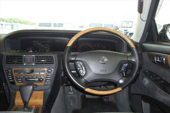 2004 Nissan Cedric Photos