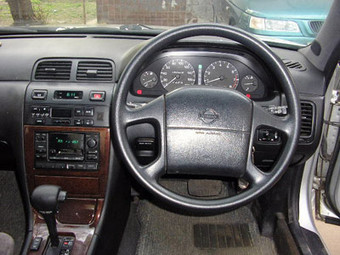 1995 Nissan Cefiro Pics