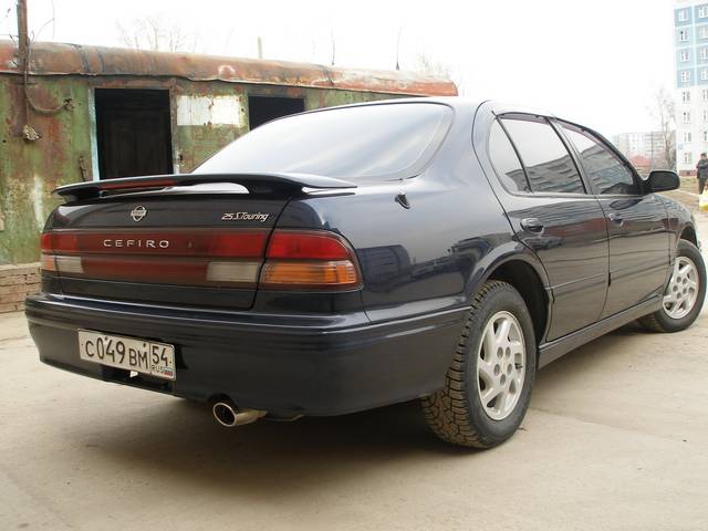 1996 Nissan Cefiro