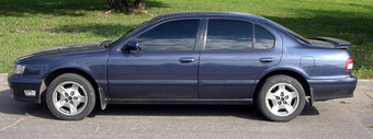 1998 Nissan Cefiro Photos