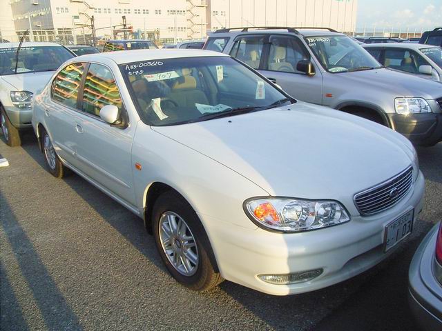 1998 Nissan Cefiro Pictures