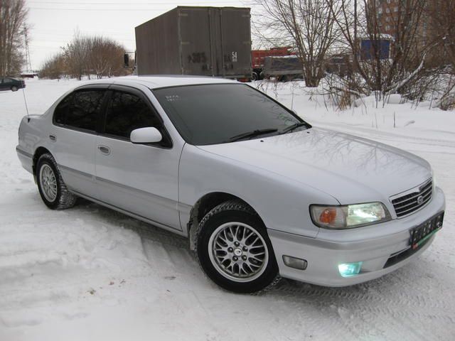 Nissan cefiro 1998