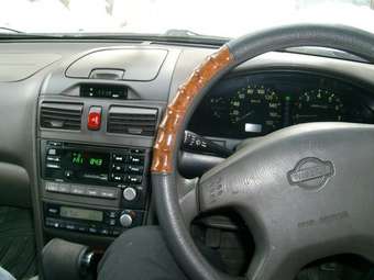 1998 Nissan Cefiro Pictures