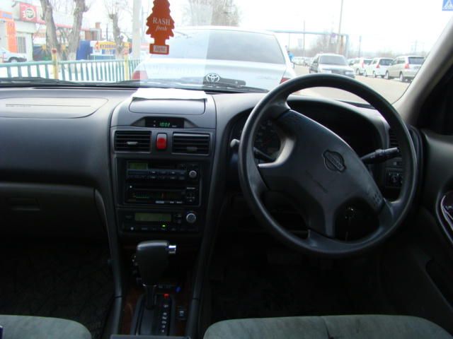 1999 Nissan Cefiro