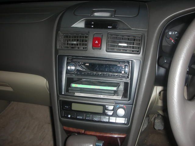 1999 Nissan Cefiro