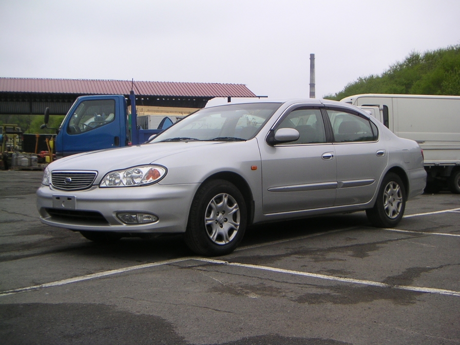 1999 Nissan Cefiro Photos