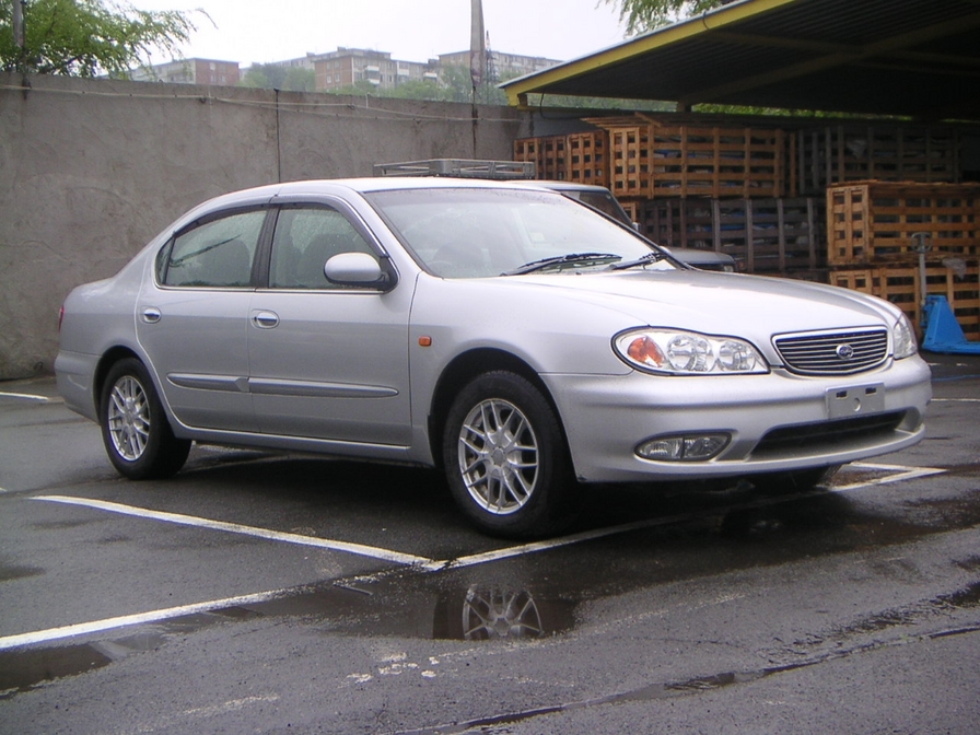 1999 Nissan Cefiro Pictures