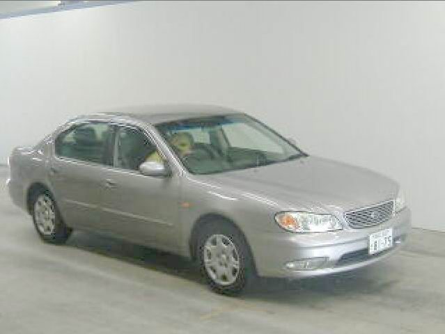 1999 Nissan Cefiro Pictures