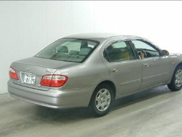 1999 Nissan Cefiro Pictures