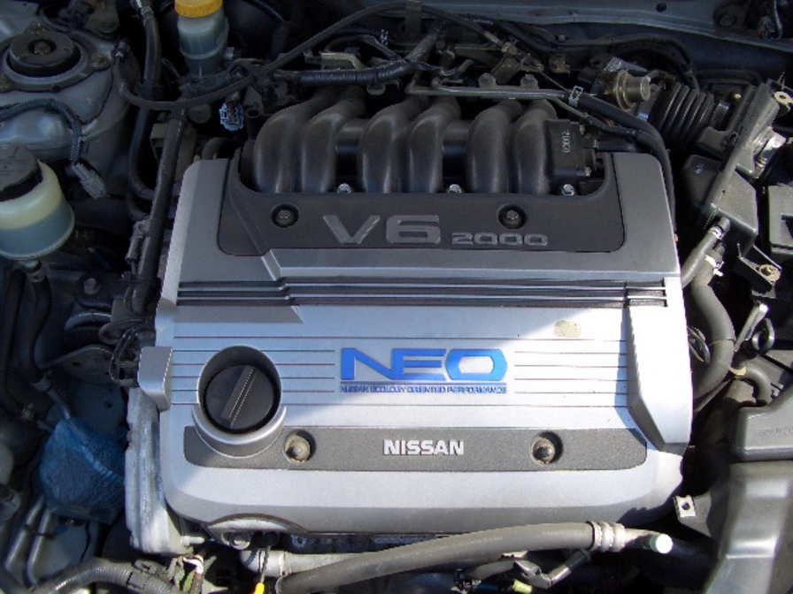 1999 Nissan Cefiro Pictures