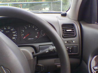 1999 Nissan Cefiro Pictures