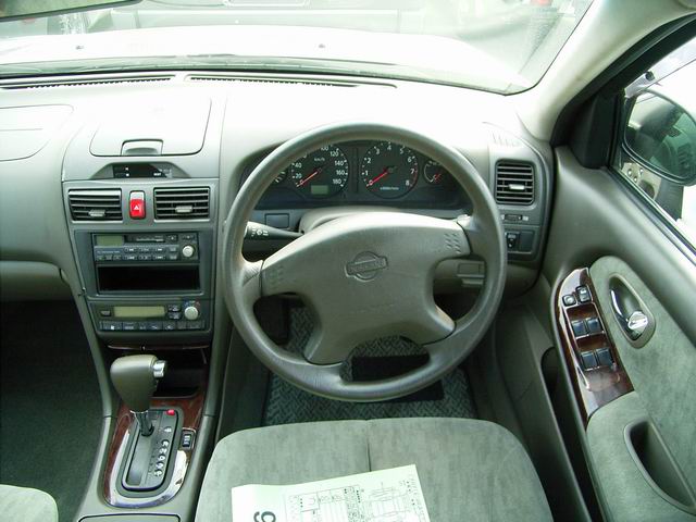 1999 Nissan Cefiro Photos