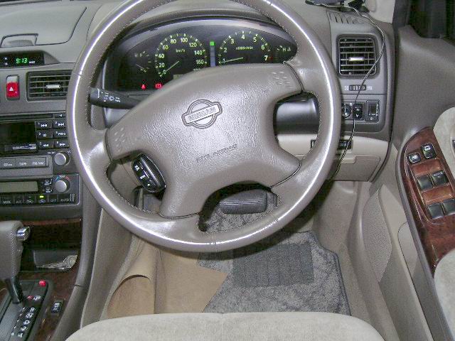 1999 Nissan Cefiro Photos