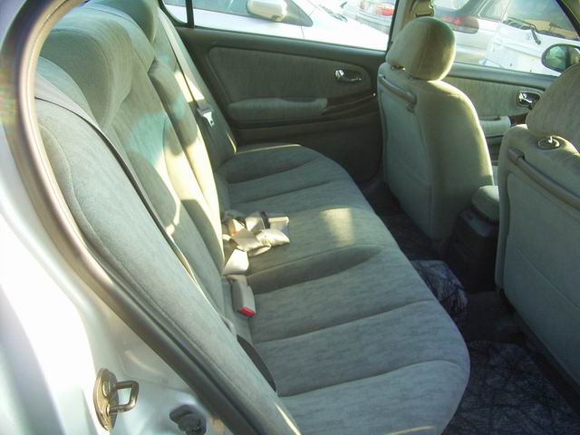 1999 Nissan Cefiro Pics