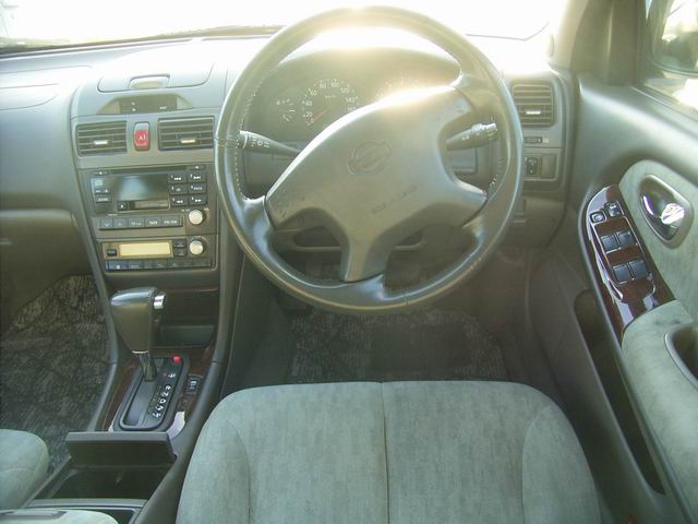 1999 Nissan Cefiro Pictures