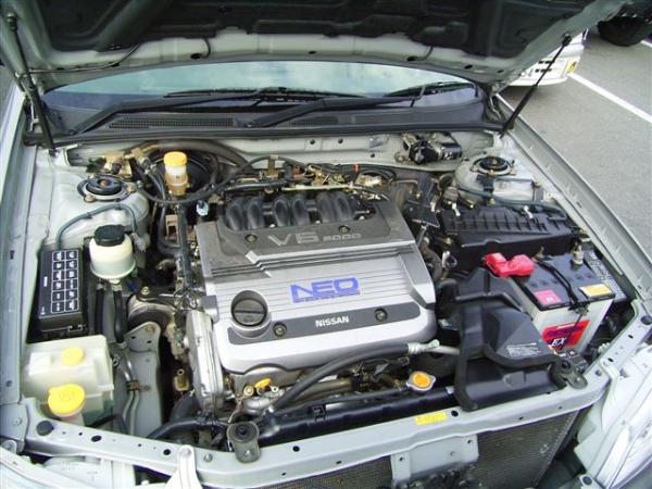 1999 Nissan Cefiro Pictures