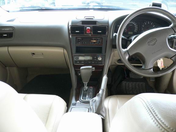 1999 Nissan Cefiro Photos