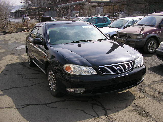 1999 Nissan Cefiro Pictures