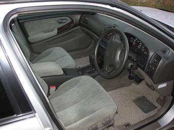 1999 Nissan Cefiro Images