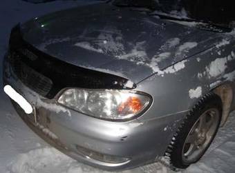 1999 Nissan Cefiro Pictures