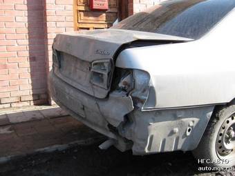 1999 Nissan Cefiro Photos