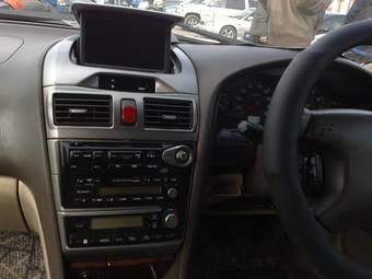 1999 Nissan Cefiro Pictures