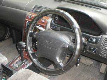 1999 Nissan Cefiro Pictures