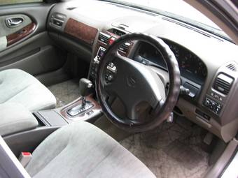 1999 Nissan Cefiro Pictures