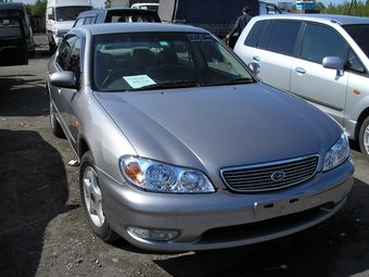 2000 Nissan Cefiro