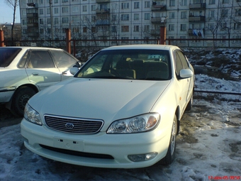 2000 Nissan Cefiro