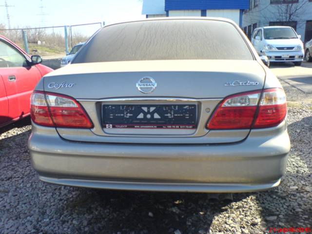 2000 Nissan Cefiro