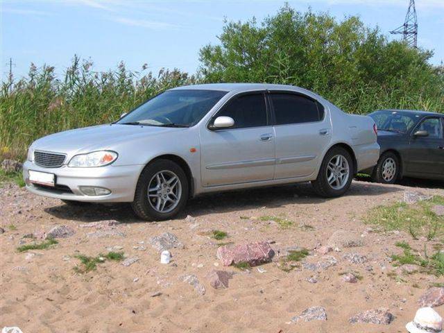 2000 Nissan Cefiro