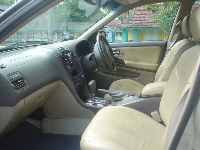 2000 Nissan Cefiro