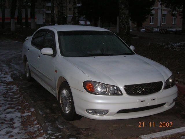 2000 Nissan Cefiro