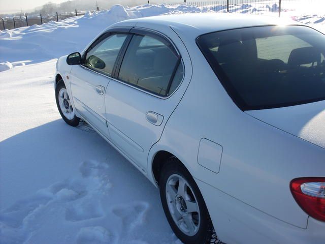 2000 Nissan Cefiro
