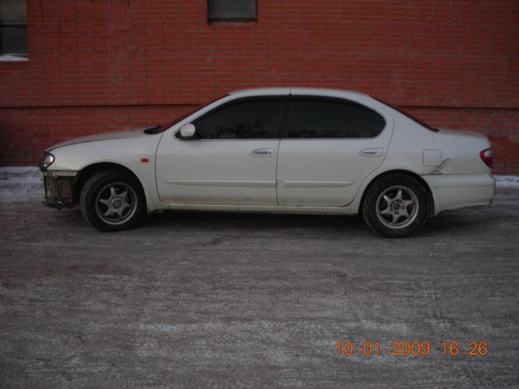2000 Nissan Cefiro