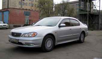 2000 Nissan Cefiro Photos