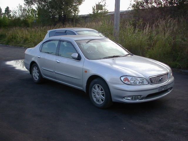 2000 Nissan Cefiro Photos