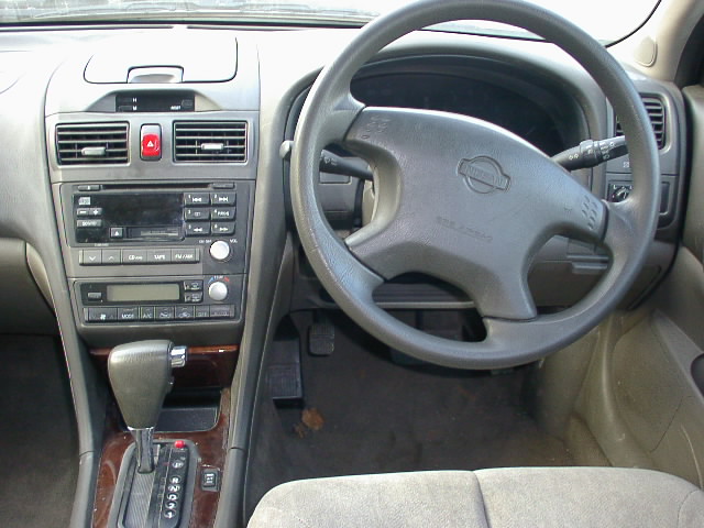 2000 Nissan Cefiro Photos